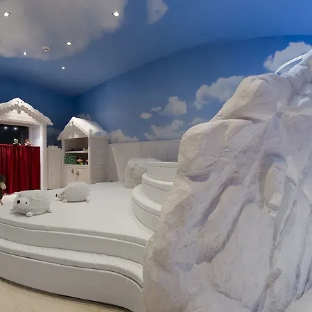 Hotel Le K2 Palace 4*